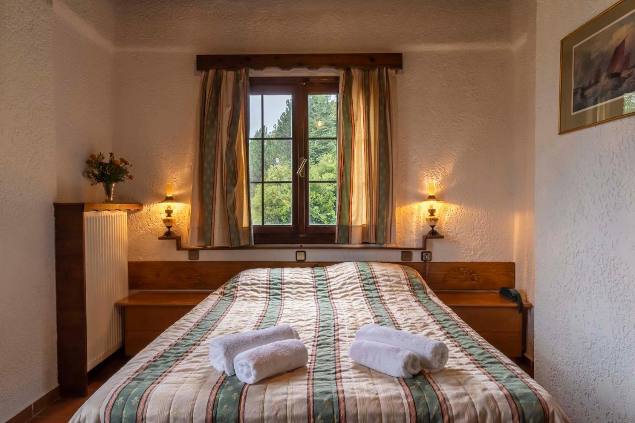 Hotel Makkas Krentis Buitenkant foto